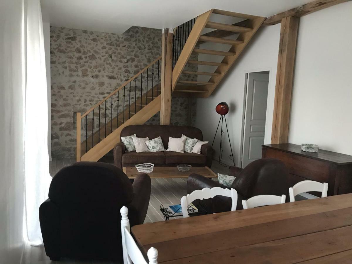 Gite De Charme Les Trois Chenes Augeres Exteriör bild